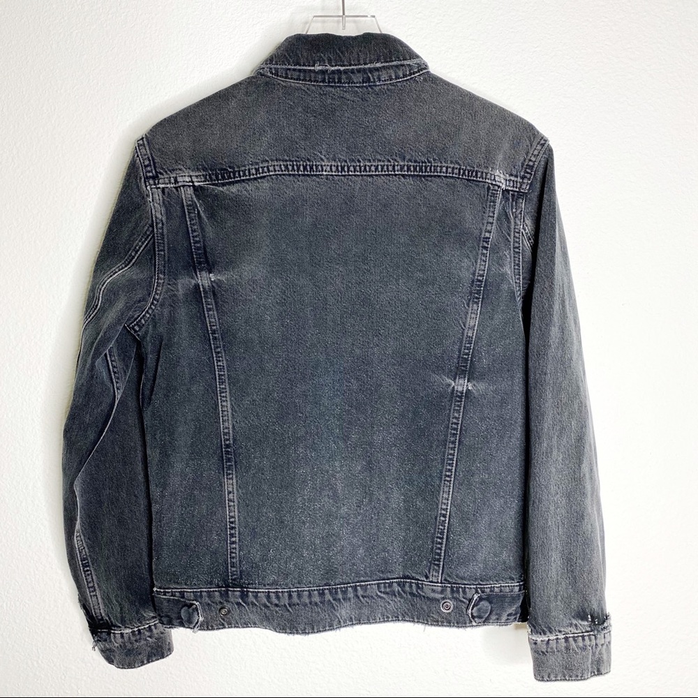 NWOT Men’s Hudson Distressed Denim Jean Jacket - Picture 9 of 9